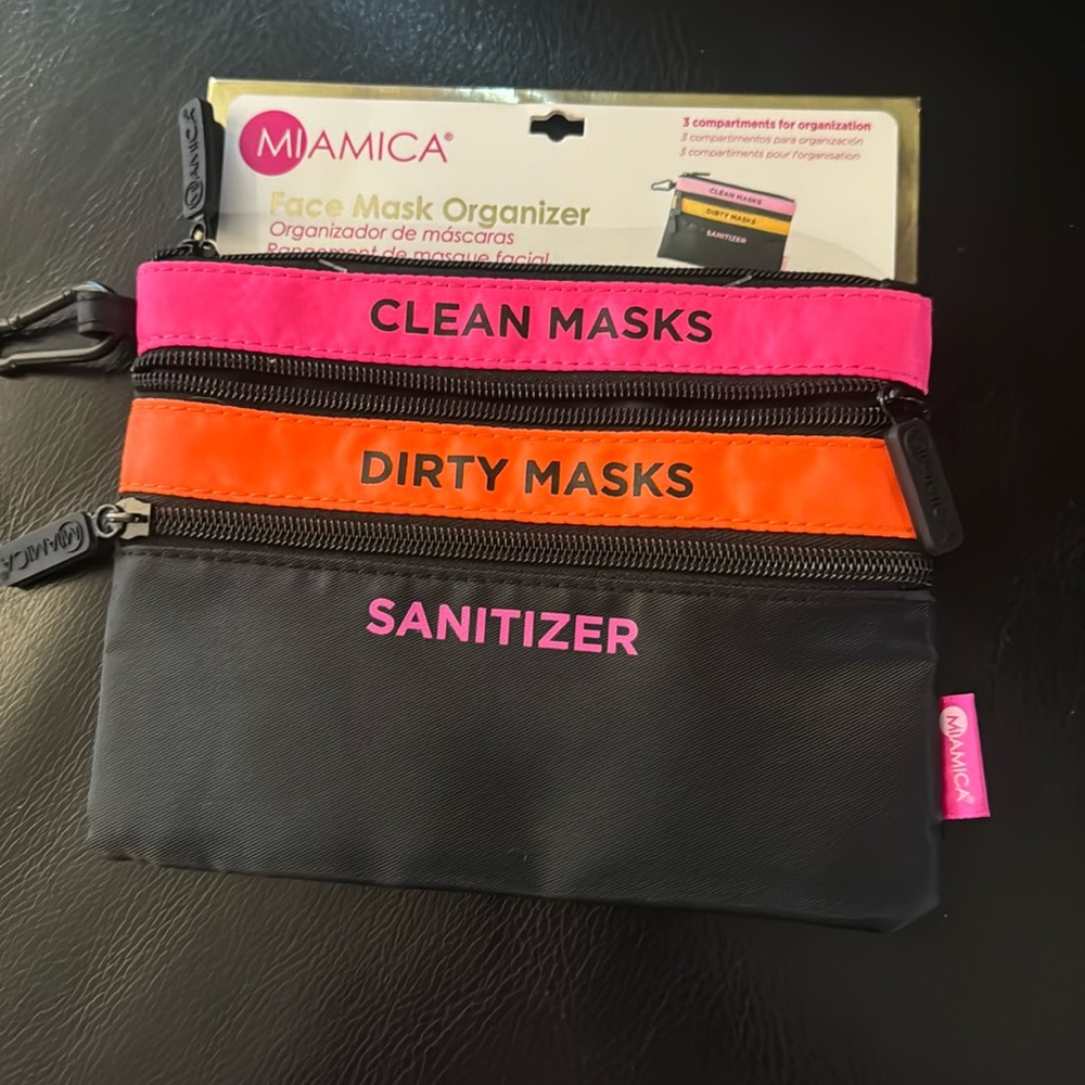NEW Miamica face mask organizer sanitizer wipes travel bag pouch case facemask